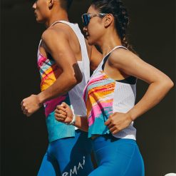 Alternative view of Áo chạy bộ nam BMAI A+ FRVK001